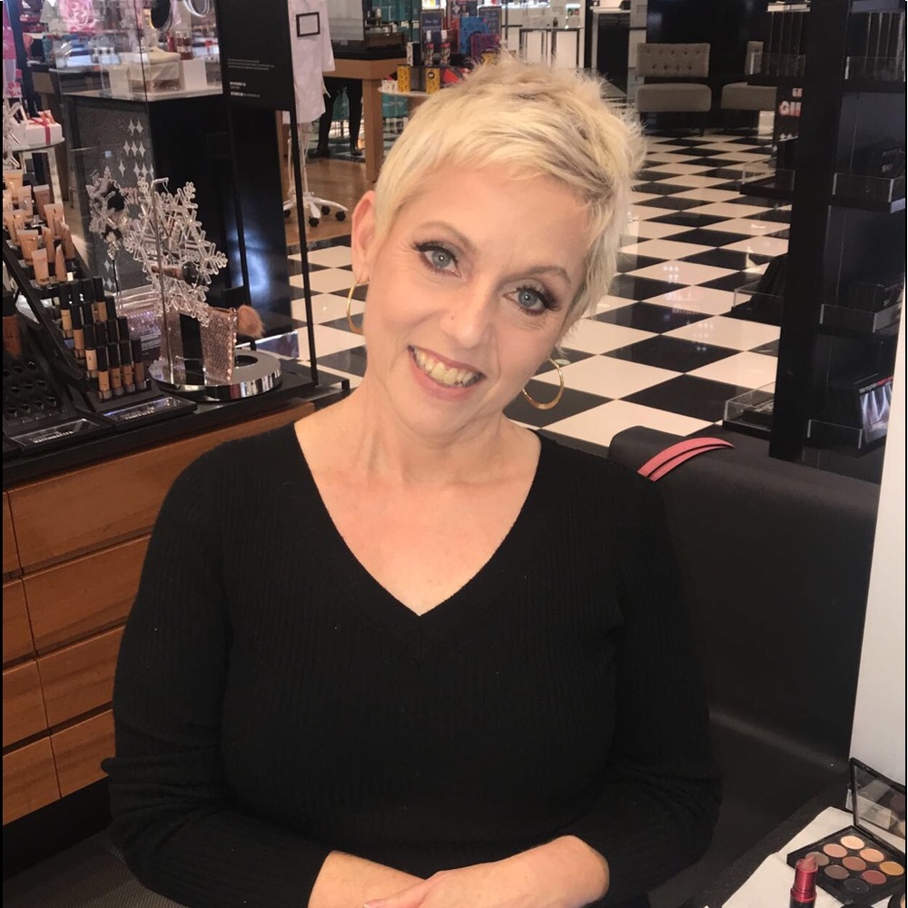 Meet your Posher, Marianna